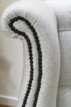 Load image into Gallery viewer, Gentleman's deep button chair